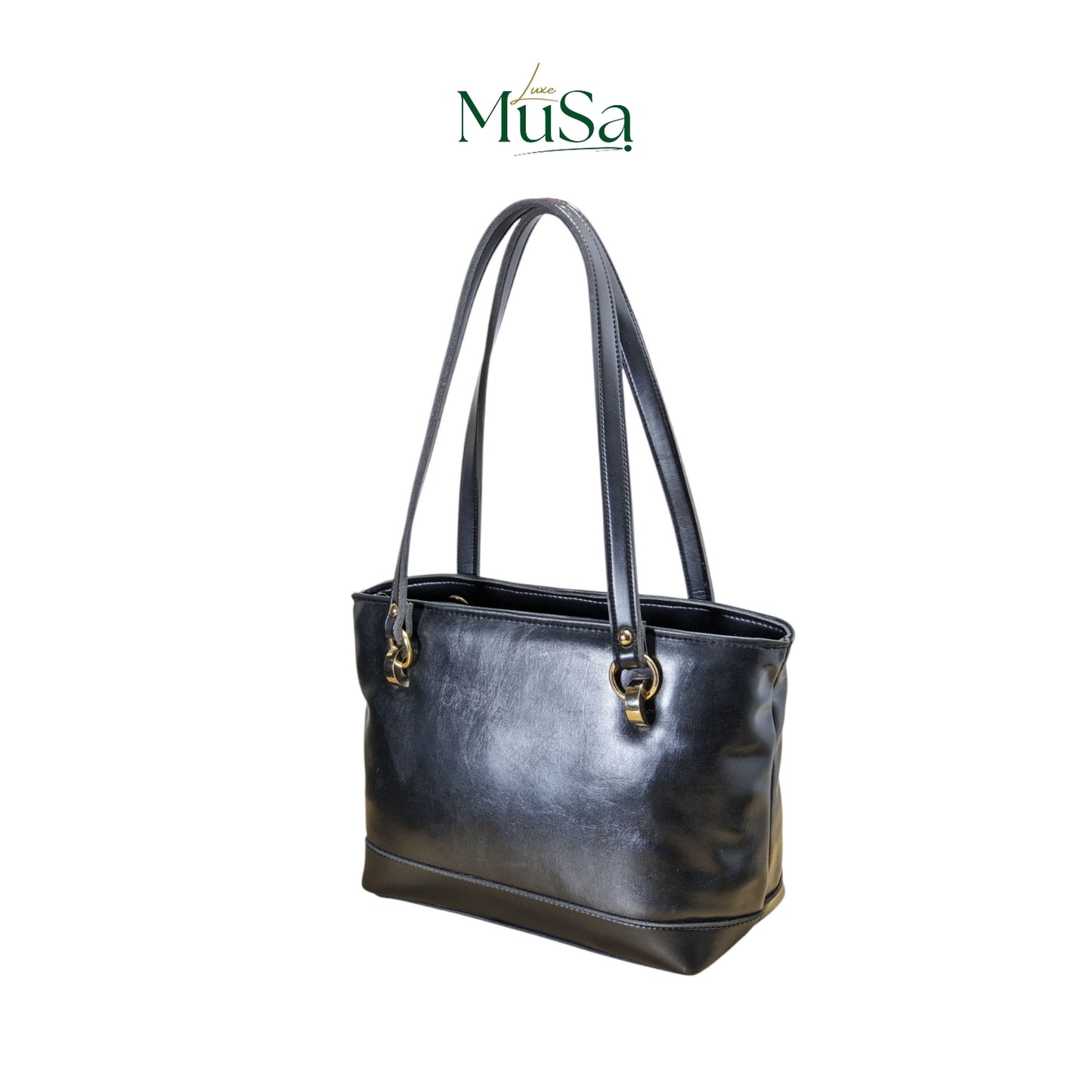 BACK SIDE of the duvera handbag from luxemusa 