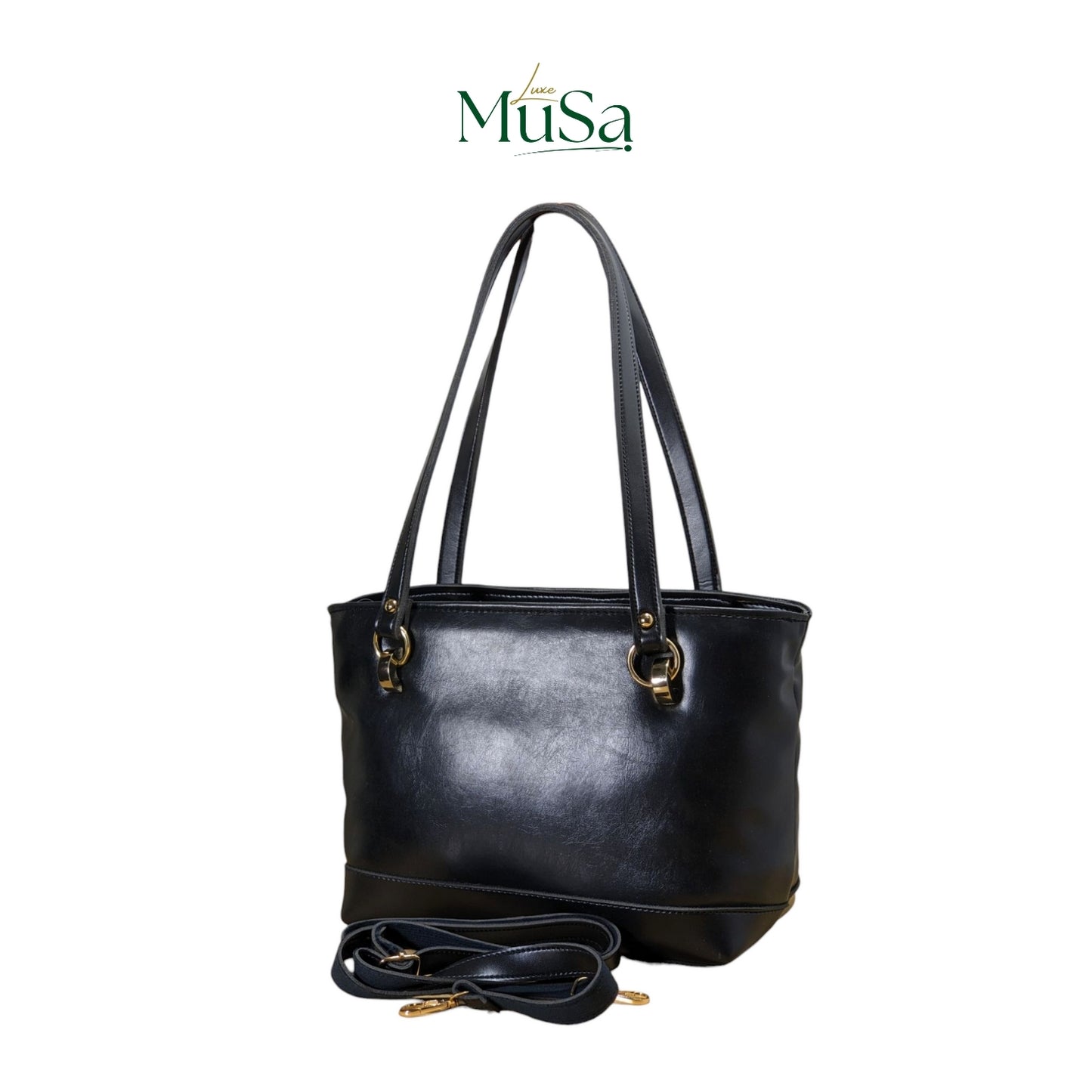 Front top  of the duvera handbag from luxemusa 