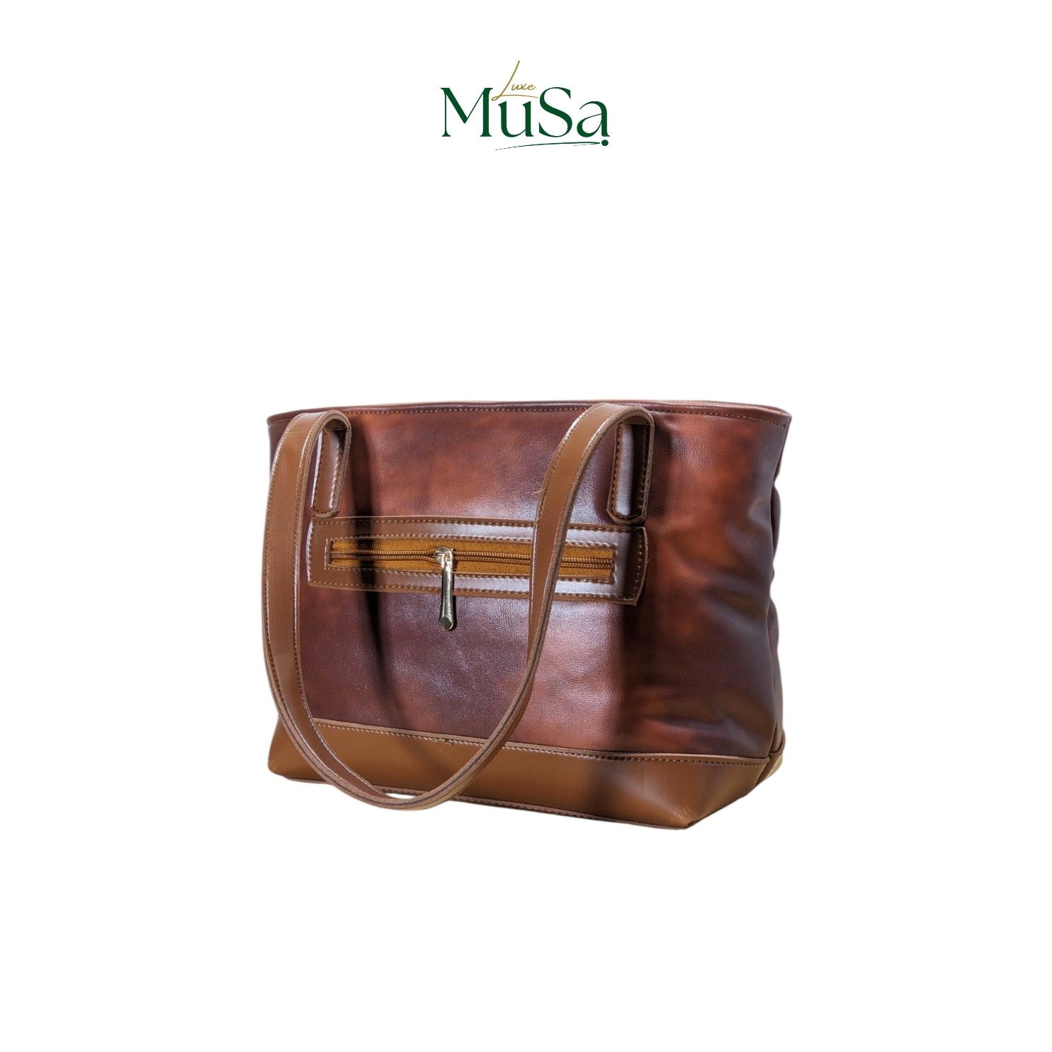 Bottom of the duvera handbag from luxemusa 4