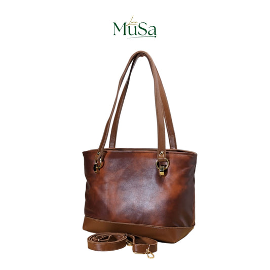 Bottom of the duvera handbag from luxemusa 5